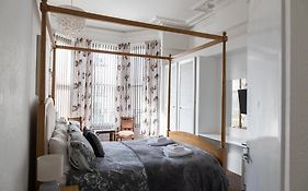 Carlton House Guesthouse